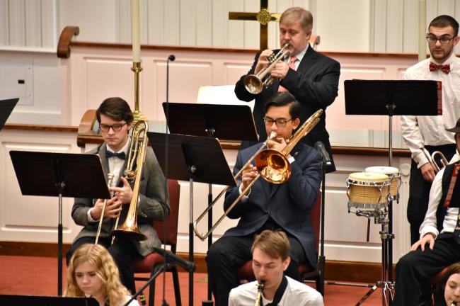 Students and faculty performing in Spring 2022 jazz concert
