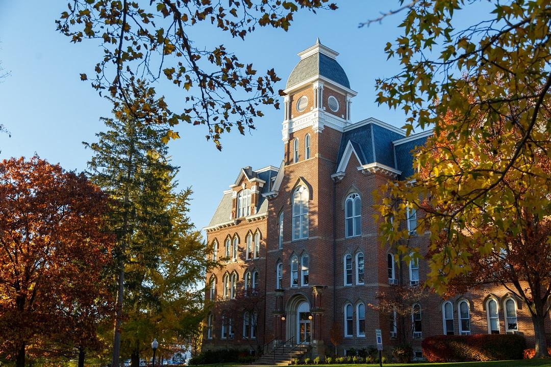 the front of Miller Hall at Waynesburg University 